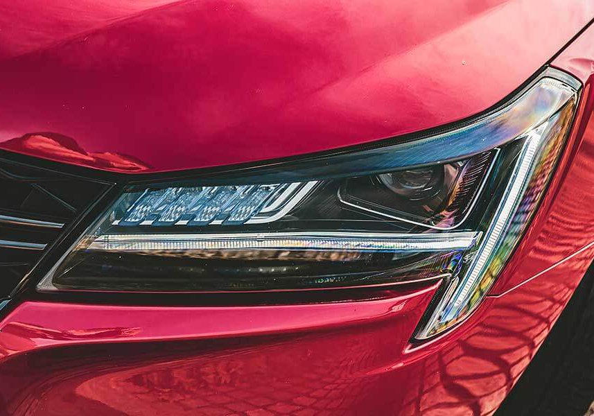 sportsedan-38 有人戲稱Sedan為砂彈(鋼砲的反義詞),不過這次我們著眼的點不在於說文解字,而是那位可以給你最高的樂趣指數……。