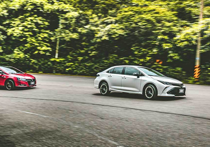 sportsedan-4 有人戲稱Sedan為砂彈(鋼砲的反義詞),不過這次我們著眼的點不在於說文解字,而是那位可以給你最高的樂趣指數……。