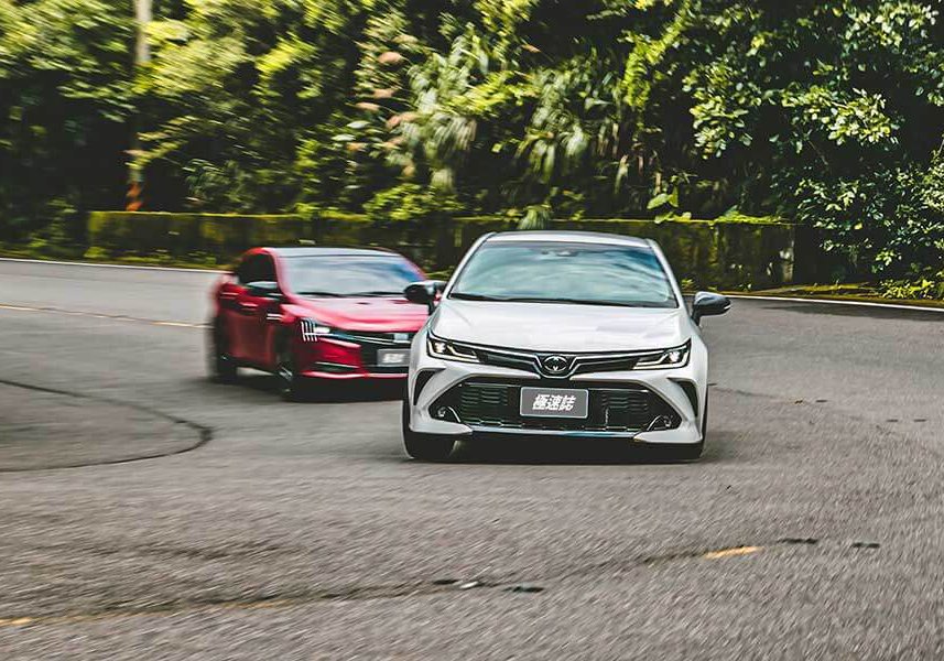 sportsedan-6 有人戲稱Sedan為砂彈(鋼砲的反義詞),不過這次我們著眼的點不在於說文解字,而是那位可以給你最高的樂趣指數……。