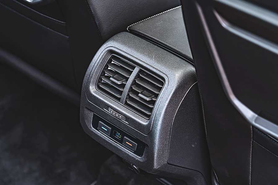 touran-22 如果未來還有機會遇見Touran,或許就是純電動的事情了。