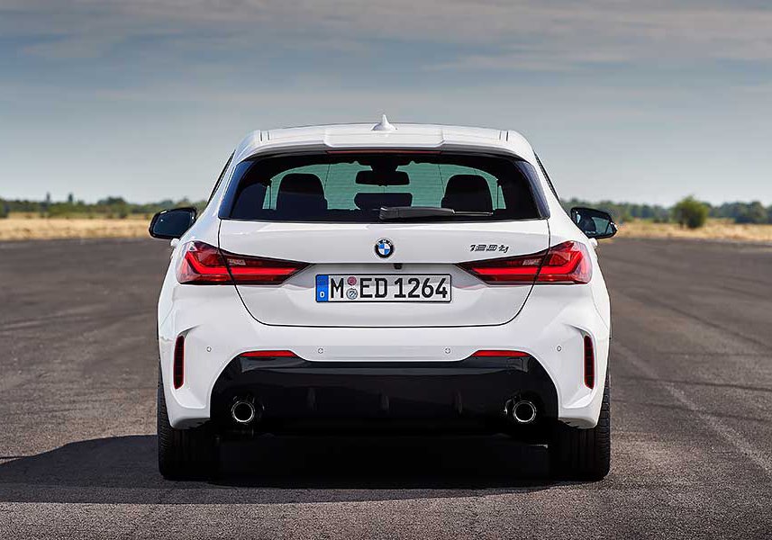 218ti-4 118i和M135i的巨大落差,現在就由128ti補上。