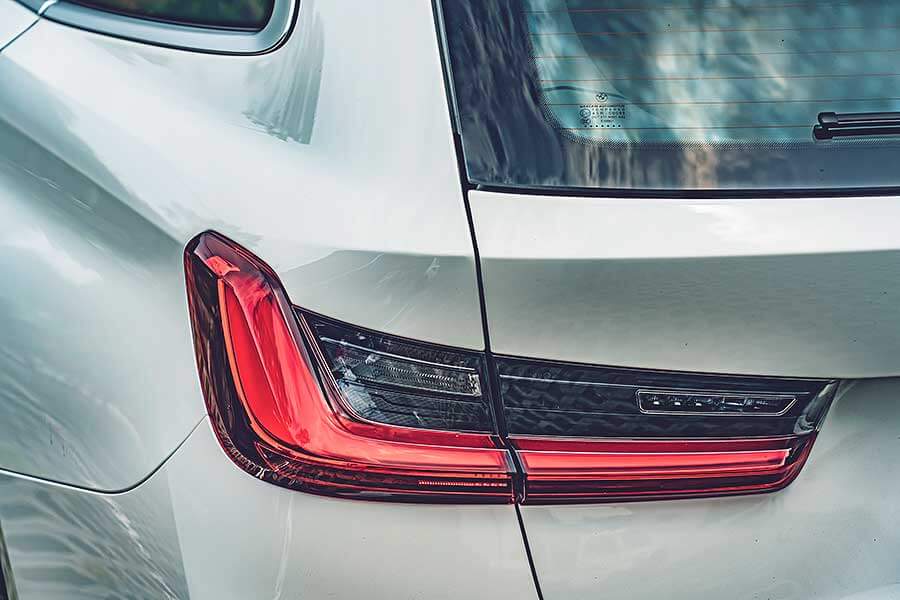 dailypower-31 潛力很玄妙,例如在菜市場抱著兩個孫子還可以伸手掏錢拿菜同時多討兩把蔥一包蒜,一轉頭再跟隔壁鄰居吵架當閒聊的祖父母,平凡卻身懷絕技。