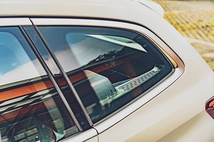 dailypower-37 潛力很玄妙,例如在菜市場抱著兩個孫子還可以伸手掏錢拿菜同時多討兩把蔥一包蒜,一轉頭再跟隔壁鄰居吵架當閒聊的祖父母,平凡卻身懷絕技。