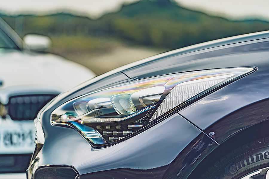 dailypower-49 潛力很玄妙,例如在菜市場抱著兩個孫子還可以伸手掏錢拿菜同時多討兩把蔥一包蒜,一轉頭再跟隔壁鄰居吵架當閒聊的祖父母,平凡卻身懷絕技。