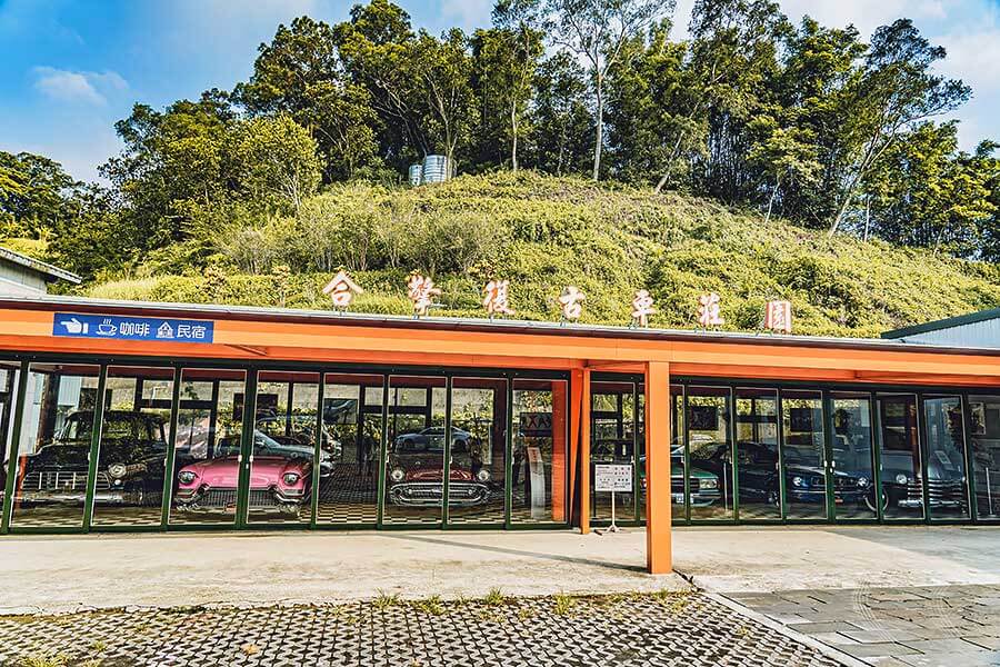 dailypower-75 潛力很玄妙,例如在菜市場抱著兩個孫子還可以伸手掏錢拿菜同時多討兩把蔥一包蒜,一轉頭再跟隔壁鄰居吵架當閒聊的祖父母,平凡卻身懷絕技。