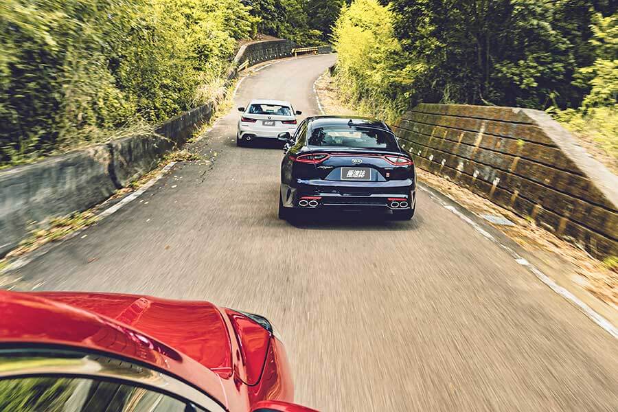 dailypower-84 潛力很玄妙,例如在菜市場抱著兩個孫子還可以伸手掏錢拿菜同時多討兩把蔥一包蒜,一轉頭再跟隔壁鄰居吵架當閒聊的祖父母,平凡卻身懷絕技。