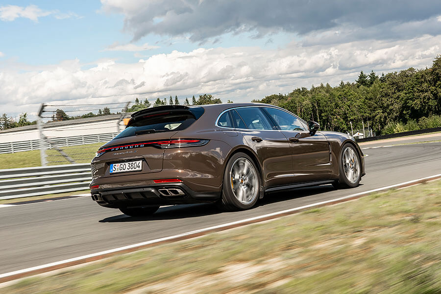 聽說Ford Focus ST Wagon最近在國內很紅，但想要一部快到嚇死人不償命的旅行車，你其實還有這些選擇。