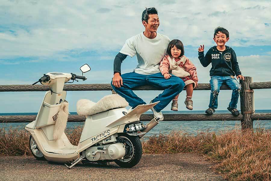 速可達,又稱小綿羊。一款青春期學習駕照持有人、暴走快遞司機以及人到中年還留著時髦髮型男士必選的戰車。