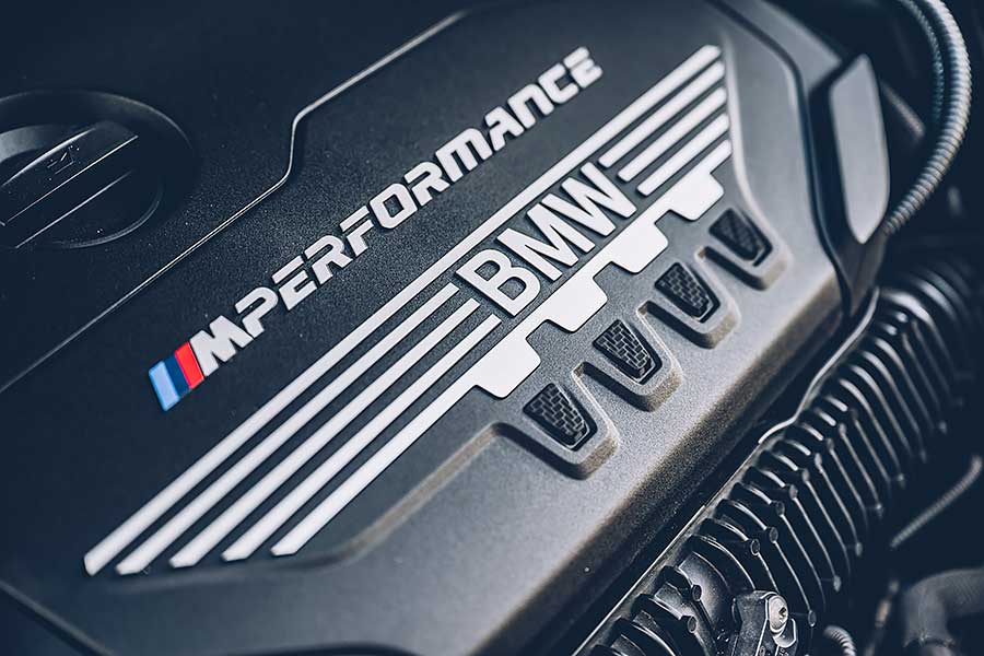 環島不難,隨便找部車都行,但要能環的開心,每個時刻都盡興、流連忘返,若有三種性格迴然不同的車可以沿路替換,那就完美了……。