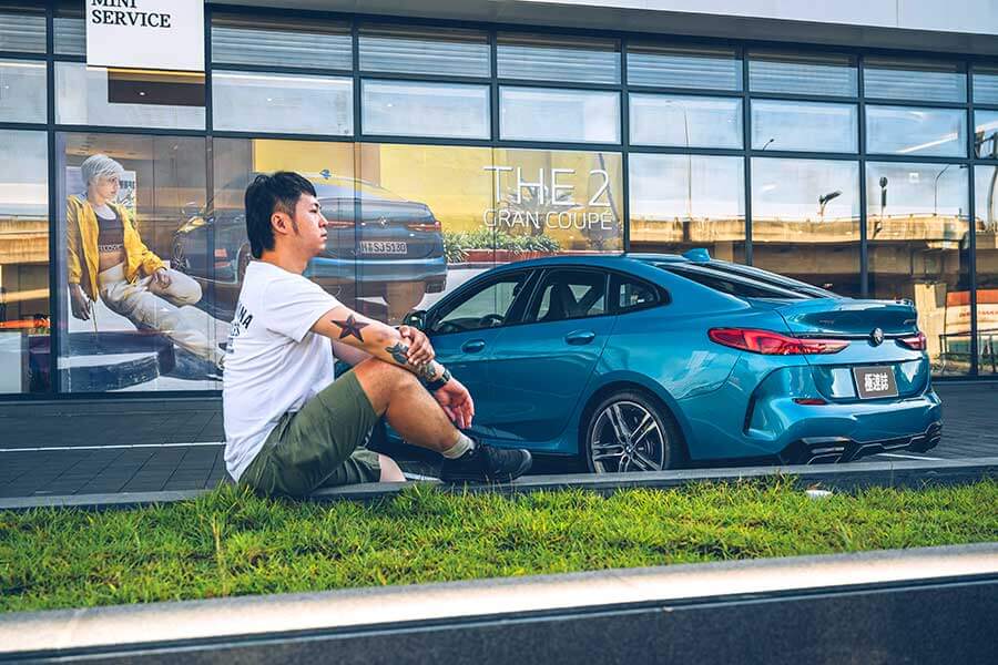 mperformance2-3 環島不難,隨便找部車都行,但要能環的開心,每個時刻都盡興、流連忘返,若有三種性格迴然不同的車可以沿路替換,那就完美了……。