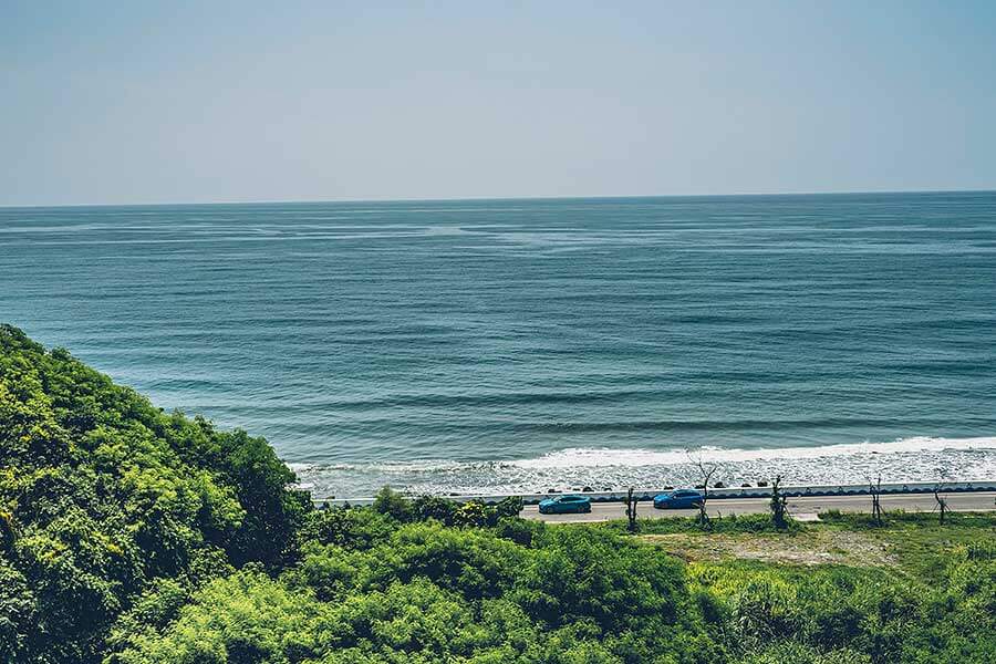 mperformance3-9 環島不難,隨便找部車都行,但要能環的開心,每個時刻都盡興、流連忘返,若有三種性格迴然不同的車可以沿路替換,那就完美了……。