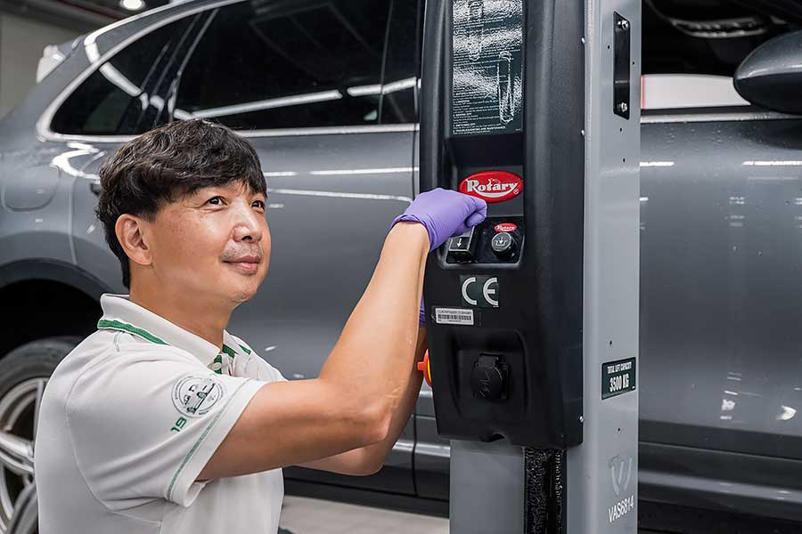 中古車是許多好漢的圓夢捷徑,只是這條路途有點混亂且充滿風險,想明則保身其實有方法。