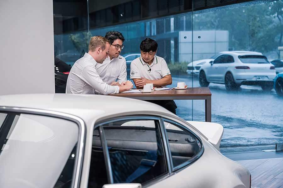 中古車是許多好漢的圓夢捷徑,只是這條路途有點混亂且充滿風險,想明則保身其實有方法。