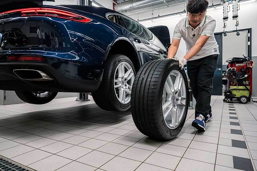 中古車是許多好漢的圓夢捷徑,只是這條路途有點混亂且充滿風險,想明則保身其實有方法。