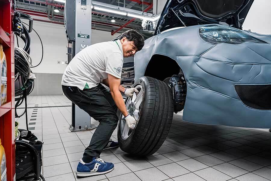 中古車是許多好漢的圓夢捷徑,只是這條路途有點混亂且充滿風險,想明則保身其實有方法。