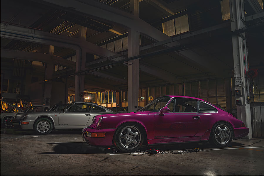 這裡是保時捷名作冬眠之所，且讓我們在黑暗掩護下捕捉它們的睡相……