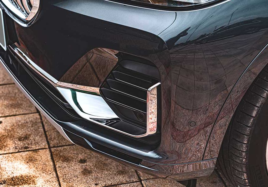 x7xdrive40i-13 它就是你印象中的那位鄰家大哥哥,擁有渾厚的胸膛及溫暖的心窩,還記得你曾許下嫁給它的承諾吧。