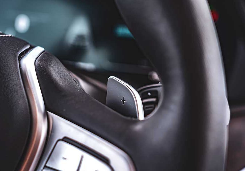 x7xdrive40i-19 它就是你印象中的那位鄰家大哥哥,擁有渾厚的胸膛及溫暖的心窩,還記得你曾許下嫁給它的承諾吧。