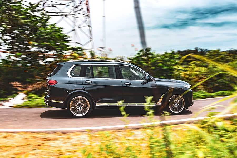 它就是你印象中的那位鄰家大哥哥,擁有渾厚的胸膛及溫暖的心窩,還記得你曾許下嫁給它的承諾吧。