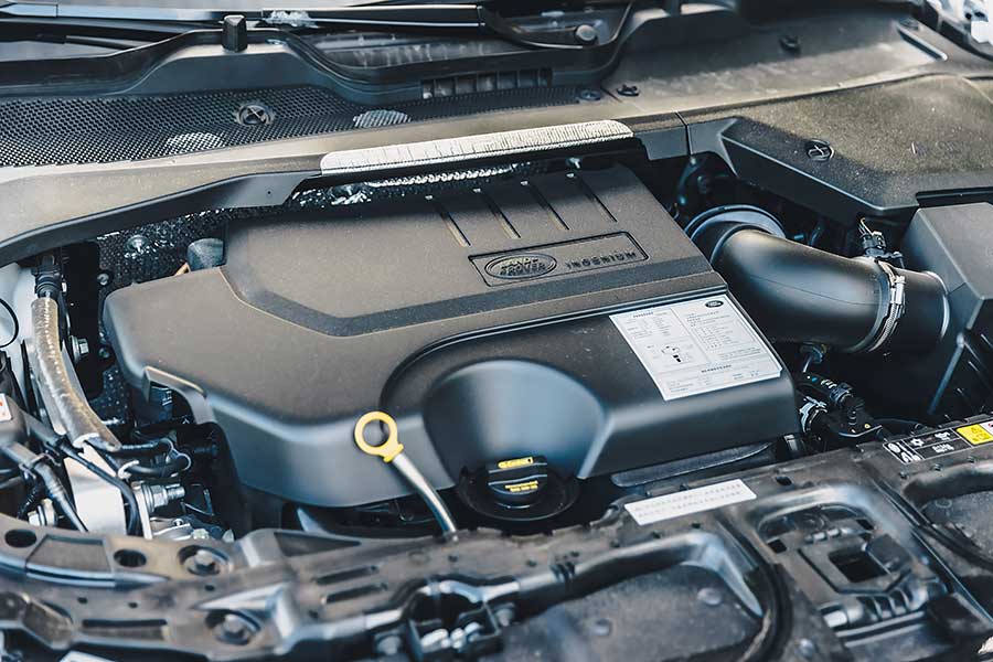 各位先生女士,耀眼奪目的2020金旅獎最佳休旅車即將揭幕,歡迎大家蒞臨極速誌頒獎典禮。