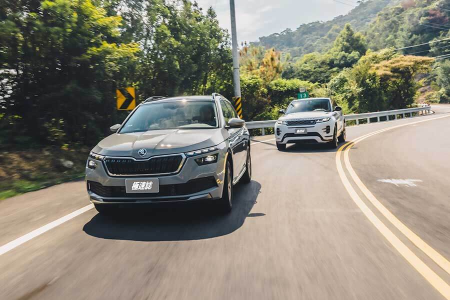 各位先生女士,耀眼奪目的2020金旅獎最佳休旅車即將揭幕,歡迎大家蒞臨極速誌頒獎典禮。