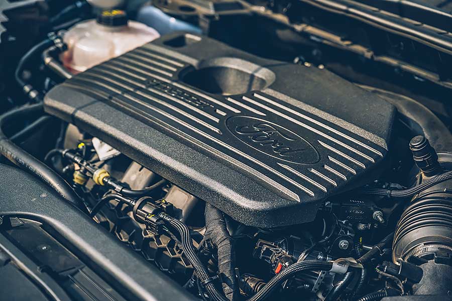 各位先生女士,耀眼奪目的2020金旅獎最佳休旅車即將揭幕,歡迎大家蒞臨極速誌頒獎典禮。