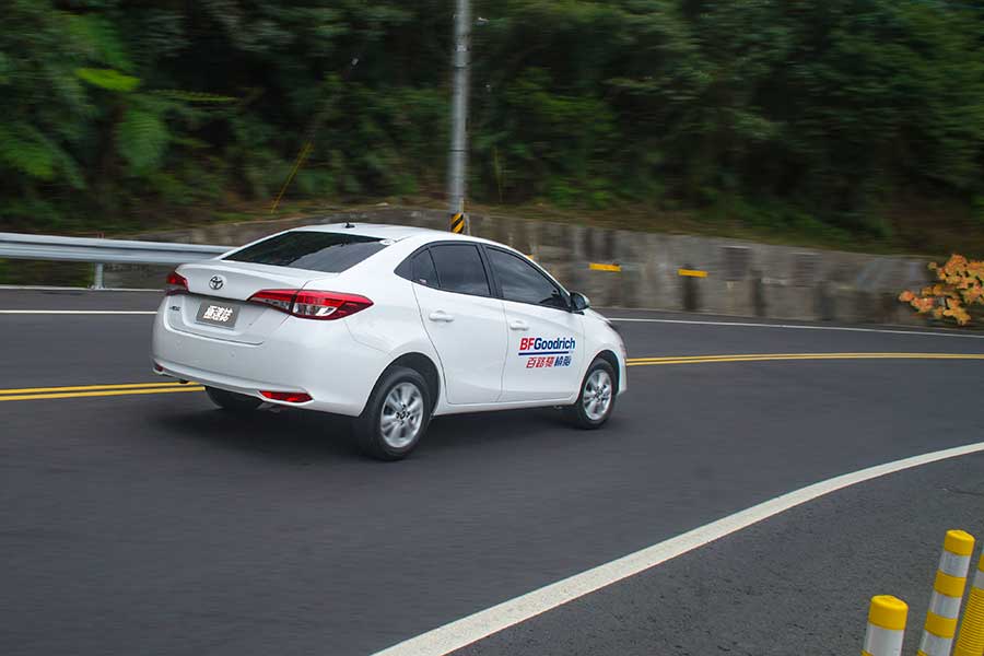 日系車與美國胎的組合,著實又是一次出乎意料的全新體驗。