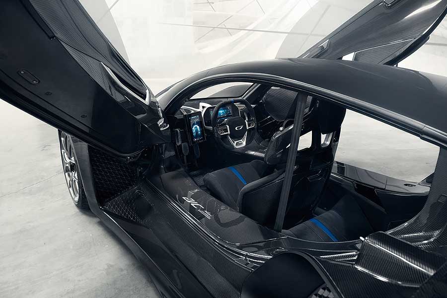 有請Czinger 21C,一種為遠大目標鋪路的前所未有元素,一場製造革命於此萌芽。