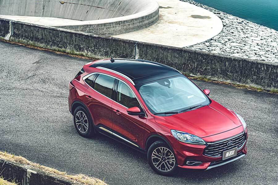 dailypower-95 潛力很玄妙,例如在菜市場抱著兩個孫子還可以伸手掏錢拿菜同時多討兩把蔥一包蒜,一轉頭再跟隔壁鄰居吵架當閒聊的祖父母,平凡卻身懷絕技。