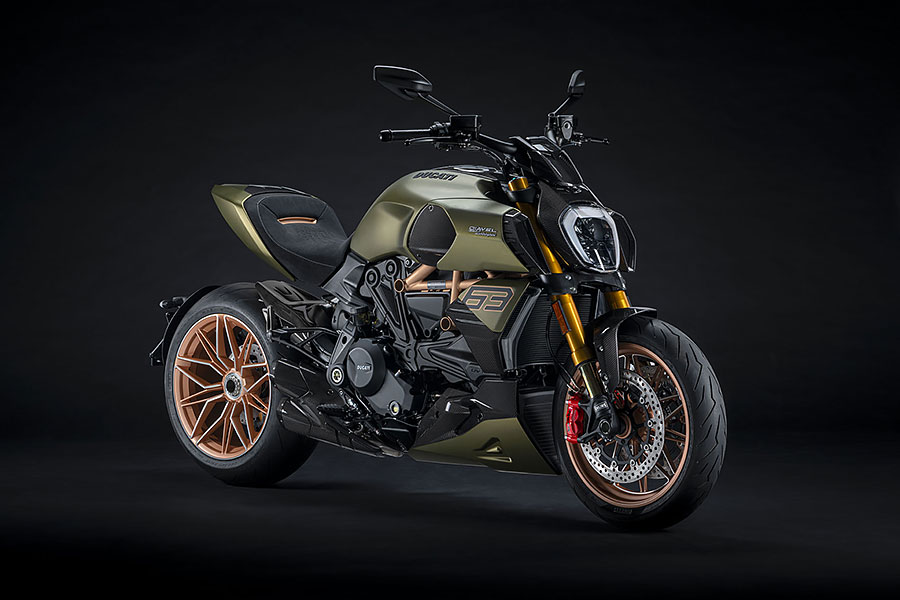 Lamborghini Sián Coupe和Roadster發表完就沒招了嗎?那就用杜卡迪出個雙輪版本吧!