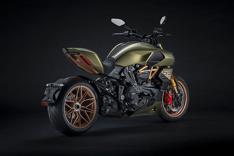 Lamborghini Sián Coupe和Roadster發表完就沒招了嗎?那就用杜卡迪出個雙輪版本吧!