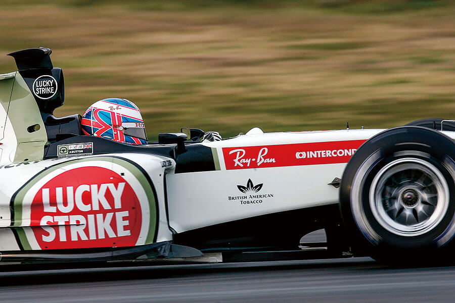 規矩是要來打破的,所以F1縱有嚴格賽例規管,仍然無阻車隊搜索枯腸發掘賽例漏洞……