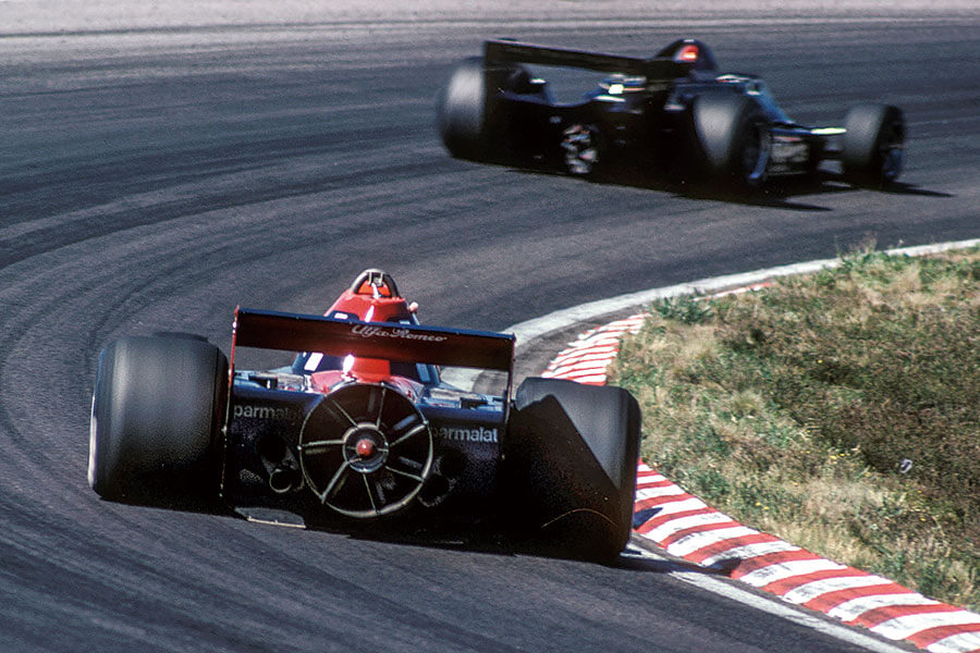 規矩是要來打破的,所以F1縱有嚴格賽例規管,仍然無阻車隊搜索枯腸發掘賽例漏洞……