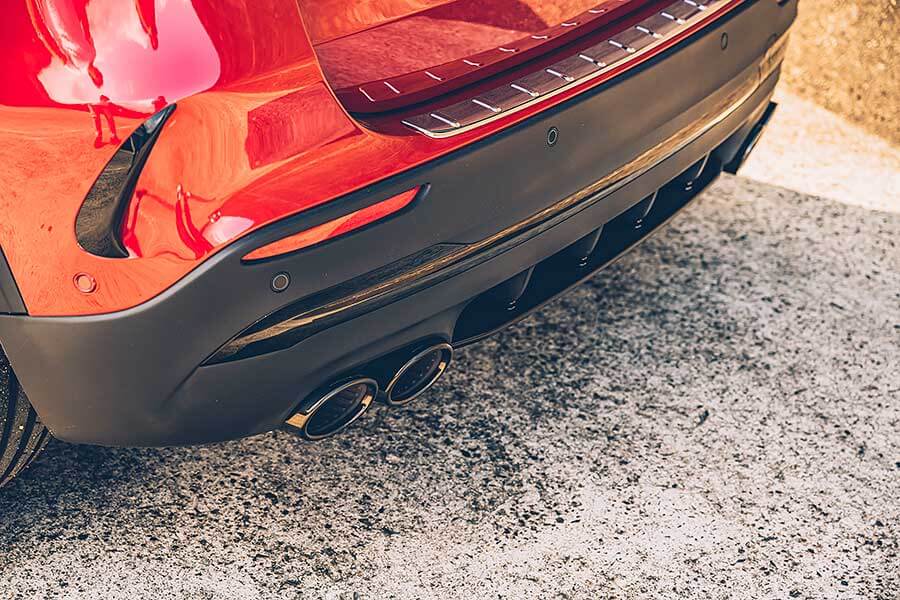 gla45s-23 在生物學的角度來說,變態指的是成長過程中一種巨大並導致結果完全不同的變化。