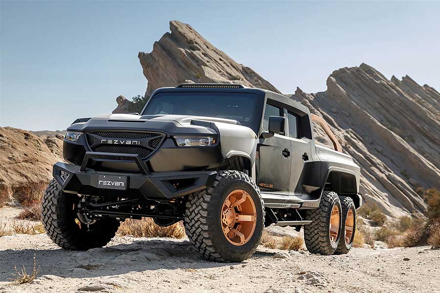 在這動盪又無常的2020,想要安全下莊最好還是找台六輪坦克比較保險。