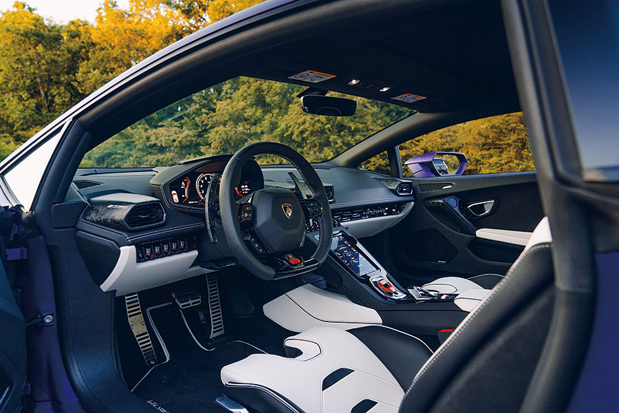 我輩已經確定這是十分認真的升級套裝,但一本正經的新型Mini GP能夠痛宰一部紫色藍寶嗎?