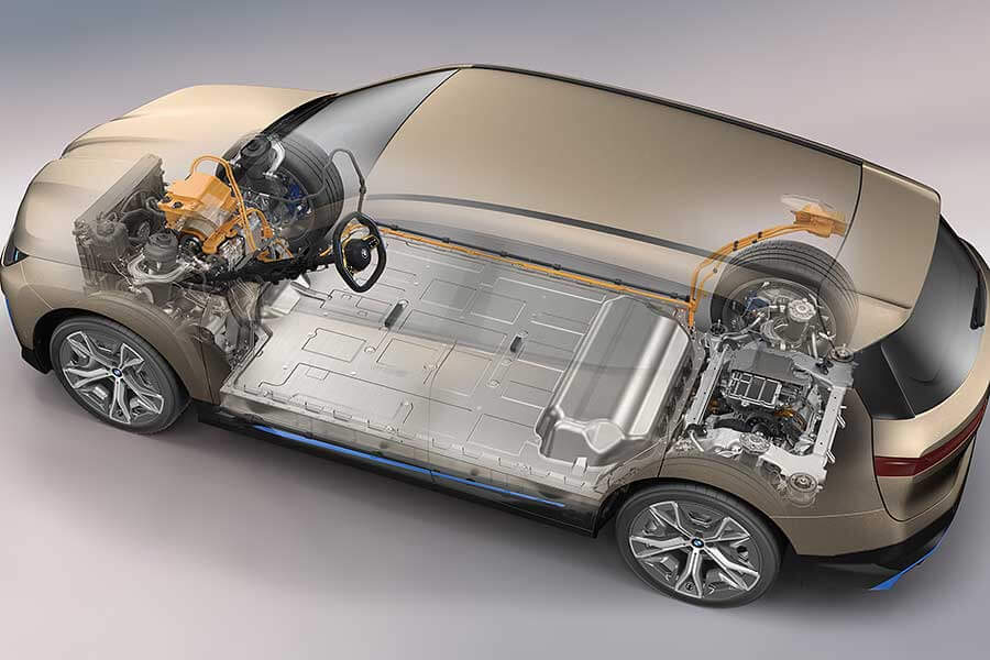 走完量產前的最後一哩路，寶馬的全新未來就從BMW iX展開。