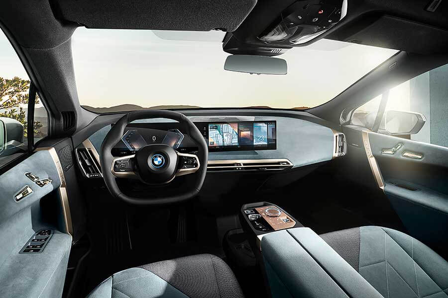 走完量產前的最後一哩路，寶馬的全新未來就從BMW iX展開。