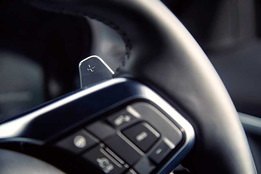 新版捷豹F-Type和蓮花Evora下山挑戰保時捷入門911,英國陣營力能勝任乎?