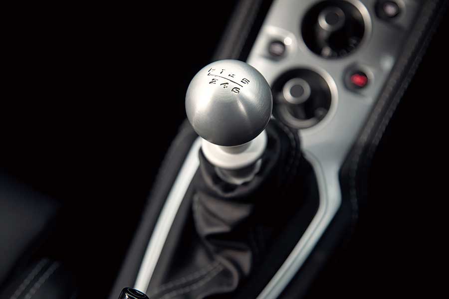 新版捷豹F-Type和蓮花Evora下山挑戰保時捷入門911,英國陣營力能勝任乎?