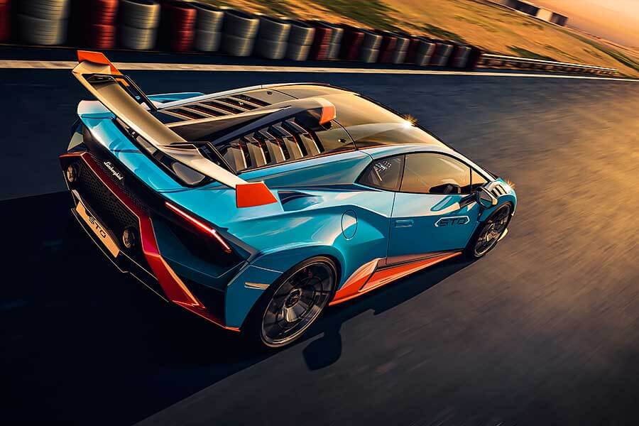 既然都已經用大牛出了終極賽道兵器,那麼小牛又有什麼理由何樂而不為呢?