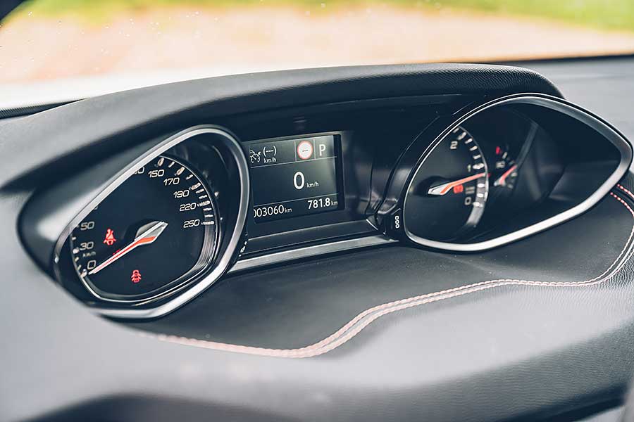 一身征服各大山區的好武藝,配上滿滿的誠意配備加上相當靓眼的顏值,稀有度及獨特性都達到滿點,讓人直覺貴一些又何妨?