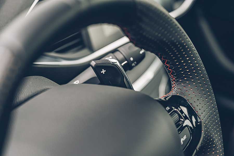 一身征服各大山區的好武藝,配上滿滿的誠意配備加上相當靓眼的顏值,稀有度及獨特性都達到滿點,讓人直覺貴一些又何妨?