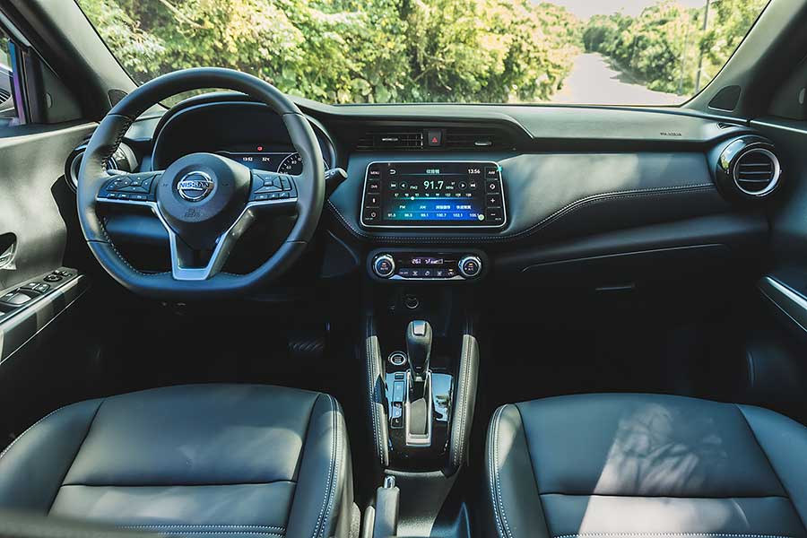 都會小休旅開闢新戰場,Venue以滿腹配備及高機能見長,而日產與起也是否經得起這現代強浪的來襲,讓我們拭目以待。