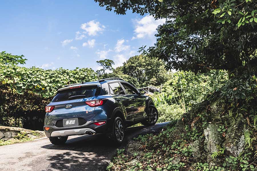 都會小休旅開闢新戰場,Venue以滿腹配備及高機能見長,而日產與起也是否經得起這現代強浪的來襲,讓我們拭目以待。