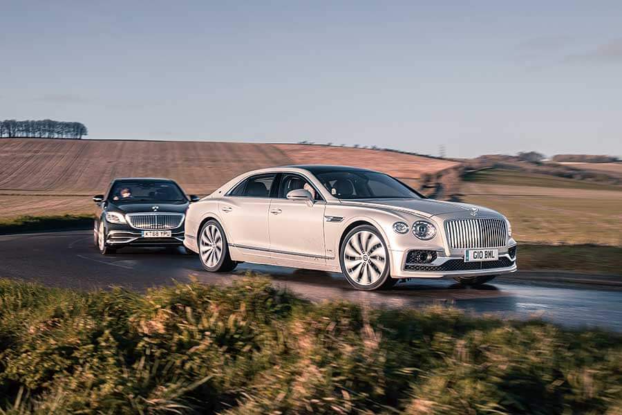 君可知,所謂豪華享受,意思並不限於寄身後座呼呼大睡,這兩部車之中便有一方符合此一要求。那麼世上最美好的汽車到底出自何門何派呢?