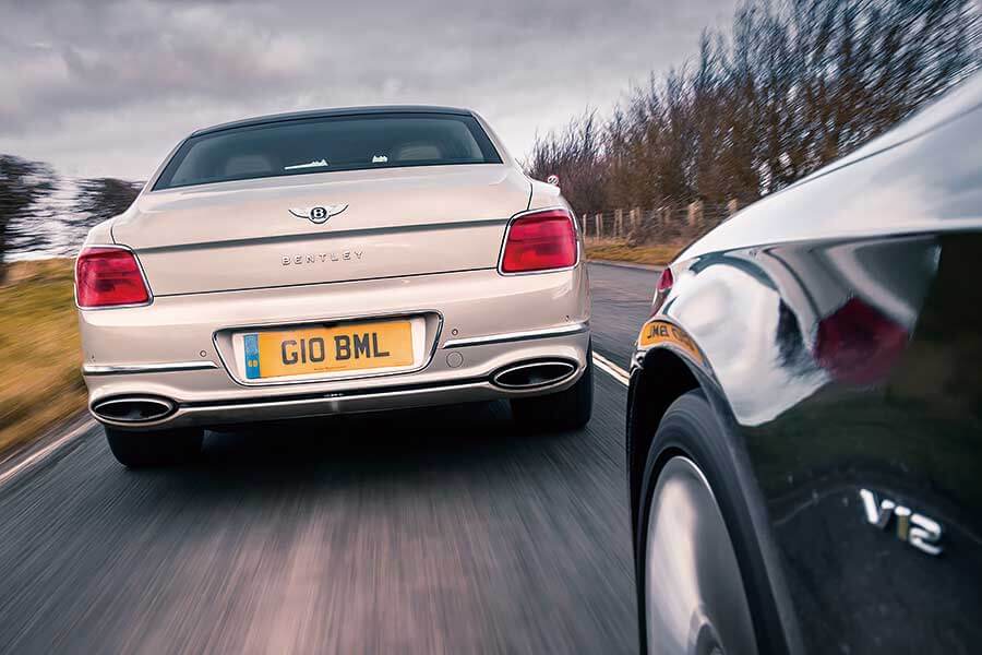 君可知,所謂豪華享受,意思並不限於寄身後座呼呼大睡,這兩部車之中便有一方符合此一要求。那麼世上最美好的汽車到底出自何門何派呢?