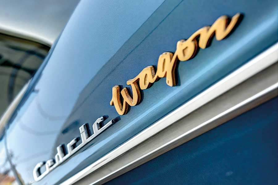 開古董車有喜亦有悲,但從中領略樂趣,也是修行的一種。