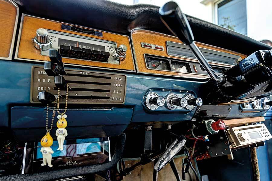 開古董車有喜亦有悲,但從中領略樂趣,也是修行的一種。