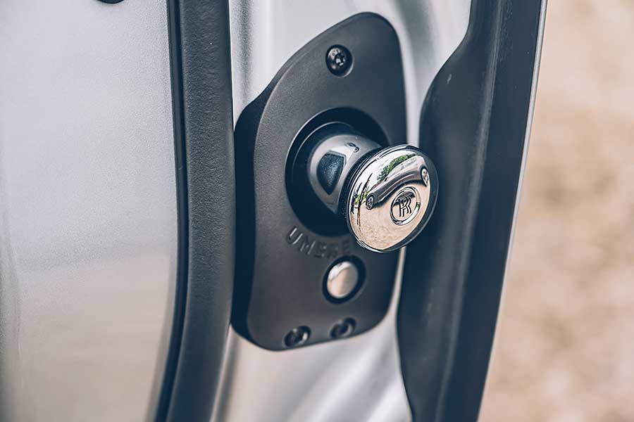 真材實料造一部車,代價遠超乎你我所想。